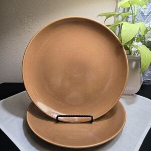 Vintage Russel Wright Iraquois Apricot Dinner Plate Set